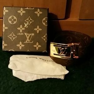 Louis vuittom belt