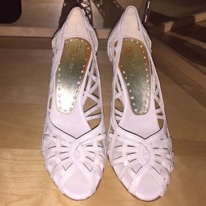 SOLD. BCBG Girls White Peep-Toe Pump