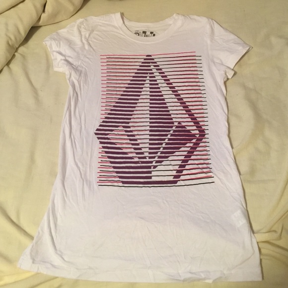 Volcom T-Shirt size medium