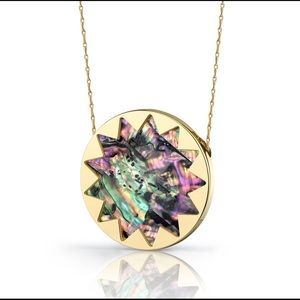 NWOT House of Harlow Necklace
