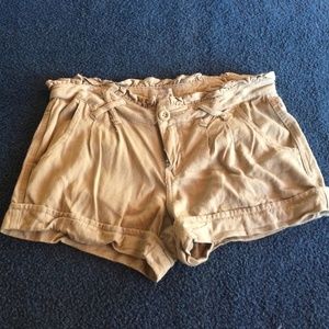 Short khaki shorts
