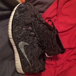 Size 11, Nike Flyknit Lunar Chukka, Black