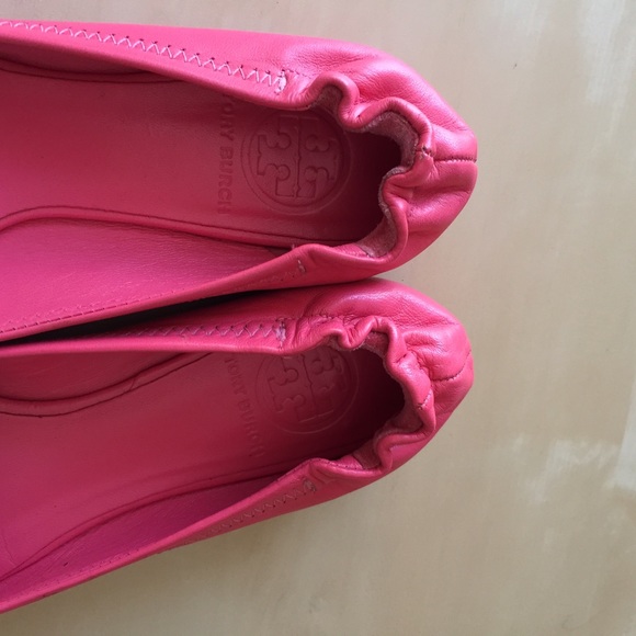 SOLD***********Tory Burch Reva flats - Picture 3 of 4