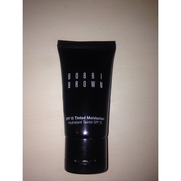 Bobbi brown tinted moisturizer spf15✨