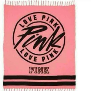 Vs pink festival blanket