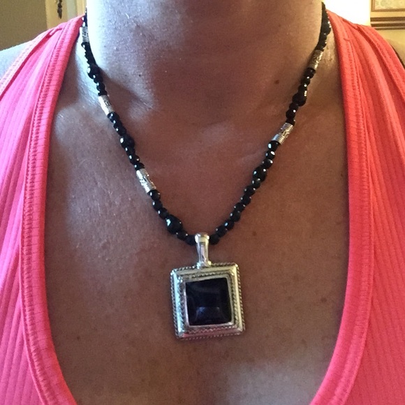 Looks cute with everything ๐๐๐๐ - Picture 4 of 4