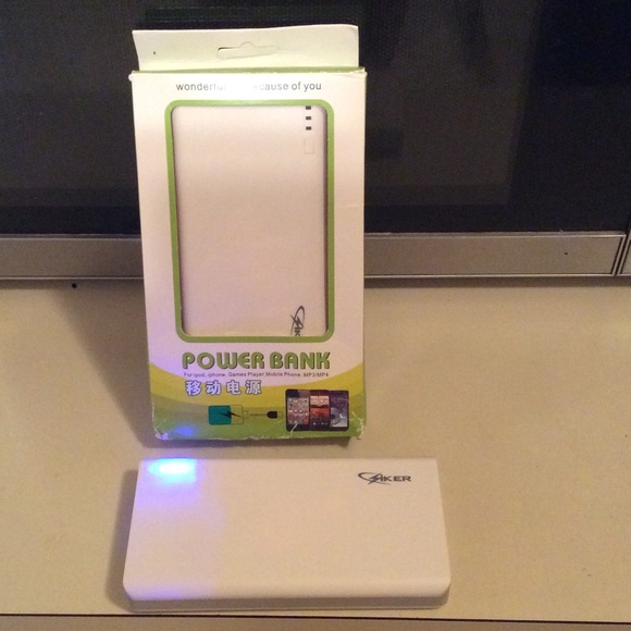 15600 MAH portable mobile power bank USB battery