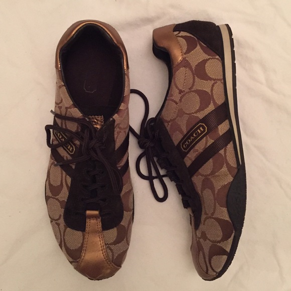❗️️PRICE DROP❗️Coach metallic track sneaker- REAL