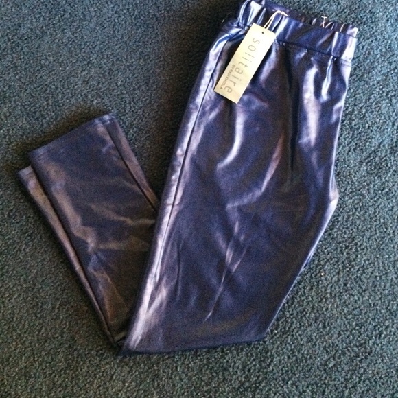 New blue leggings