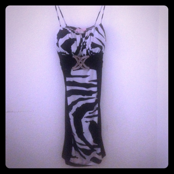 Form fitting bodycon dress