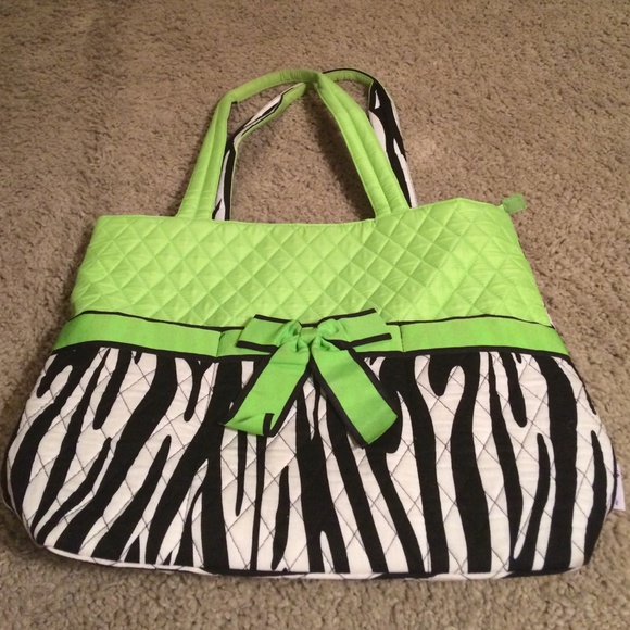 Super cute, fun, roomy purse!