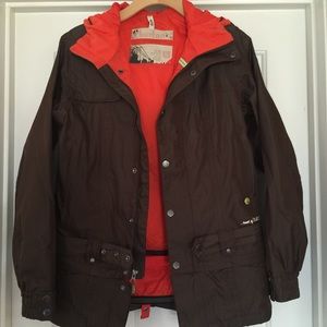 Burton snow jacket size: small