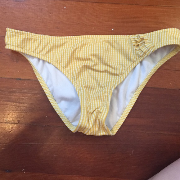 Yellow bikini bottom - Picture 1 of 3