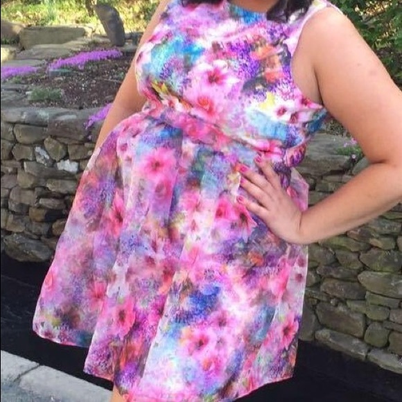 Floral print dress with detachable organza skirt