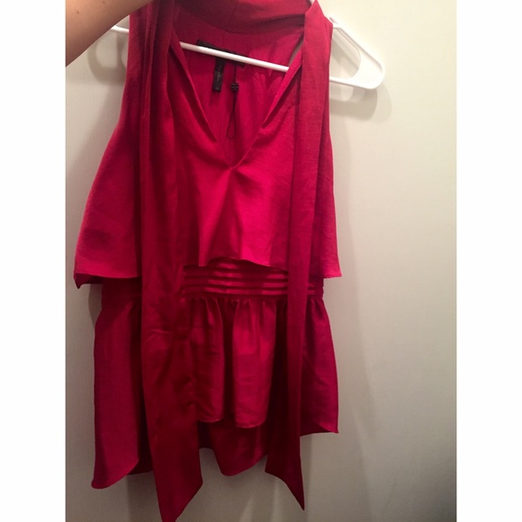 BCBG Silky Top with tie - Picture 1 of 4