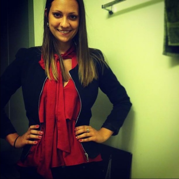 BCBG Silky Top with tie - Picture 2 of 4