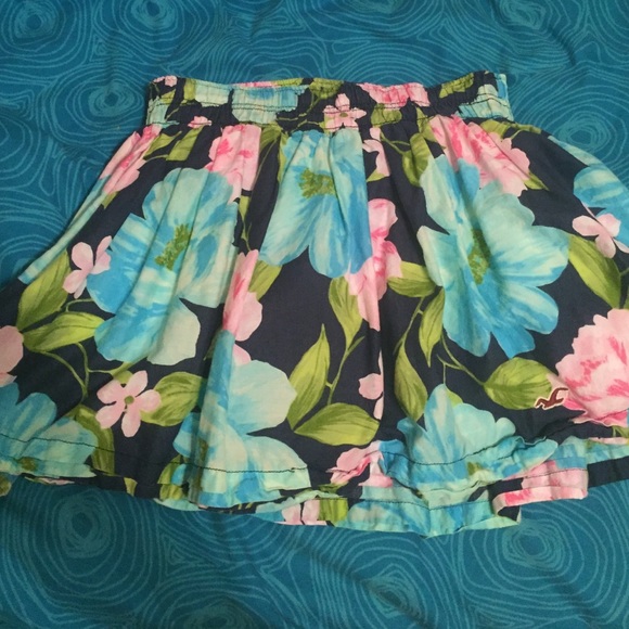 Hollister Floral Printed Skirt