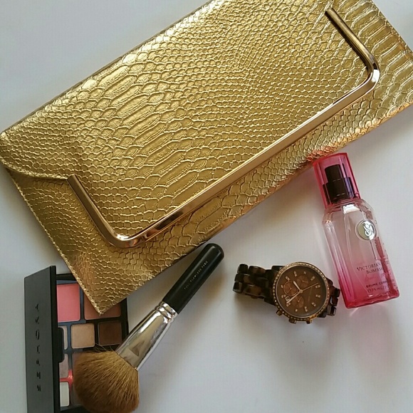 [ BOGO 50% ] Gold Envelope Clutch
