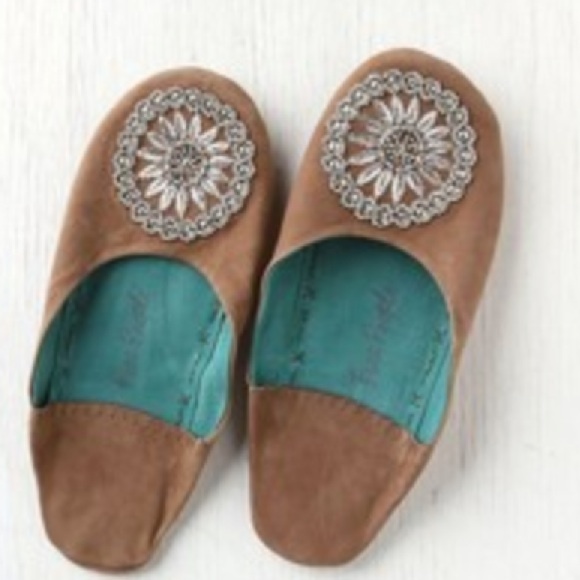 NEW Free People Moroccan beaded slippers - Picture 2 of 3