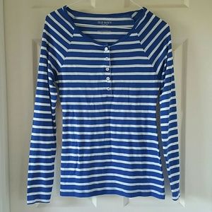 Henley Button-Up Long Sleeved Tee