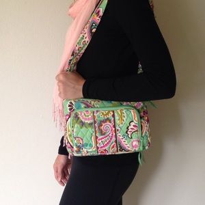 Vera Bradley Teal and Pink Bag💕