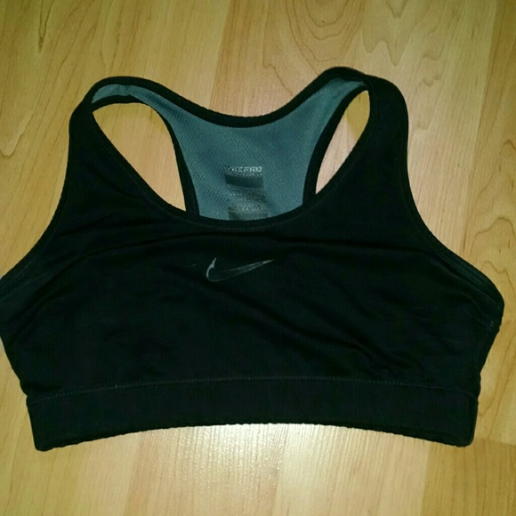 Nike Pro dry fit sports bra