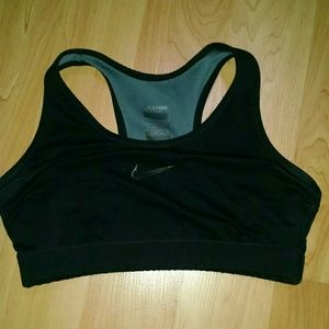 Nike Pro dry fit sports bra