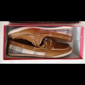 Women's Boat Shoes Sz 9.5 Camel Color w/ Plaid