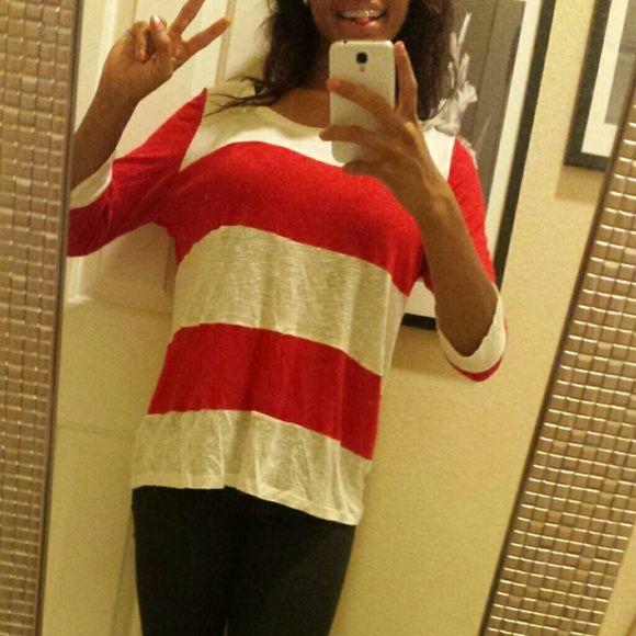 Forever21 Red and White Flowy Bohemian Shirt