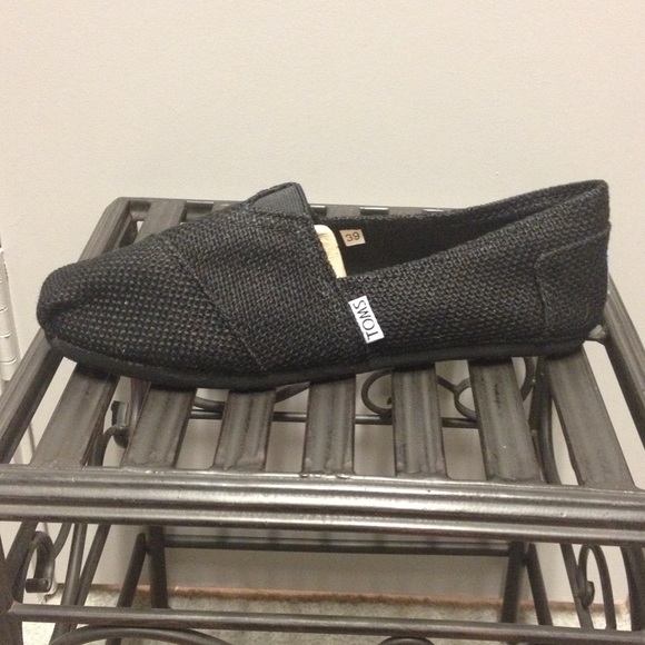 NIB Toms black burlap flats - Picture 3 of 4