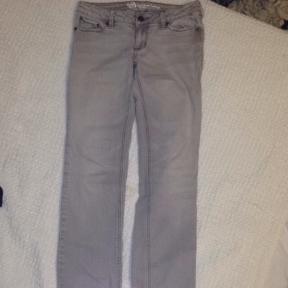 Grey skinny jeans