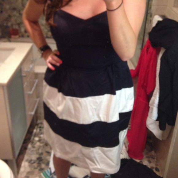 Navy blue and white stripe strapless dress size 10 - Picture 4 of 4