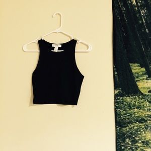 ☀️🌙🌟 embroidered crop top!