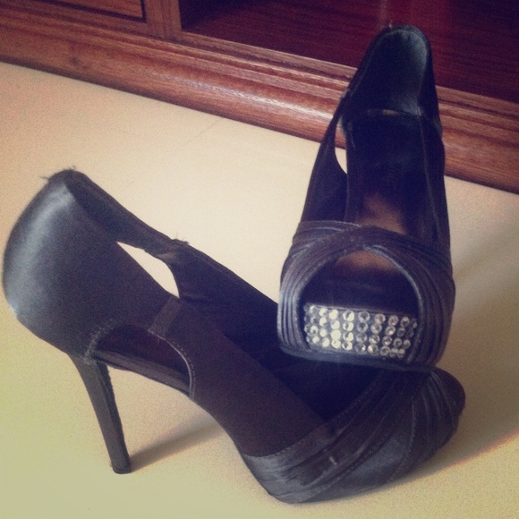 Shoes heels