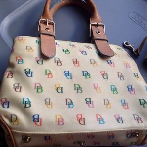 Dooney & Bourke purse/wallet bundle