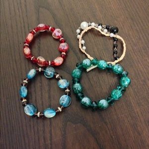 🎈5/$15 💕HP! 4 bead bracelets