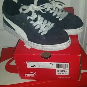 Puma Suede Sneakers
