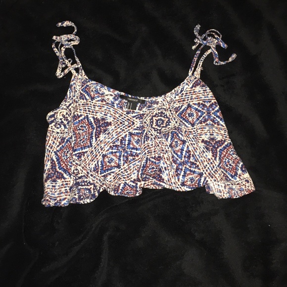 Forever 21 Tops - Crop top
