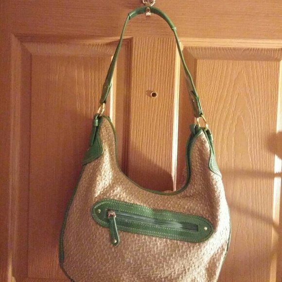 GREEN BAG - Picture 2 of 2