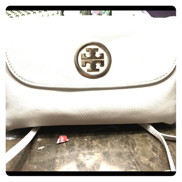 Beautiful White cross body bag !!!