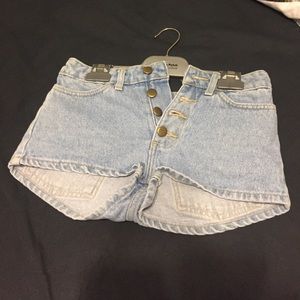 denim high wasted shorts