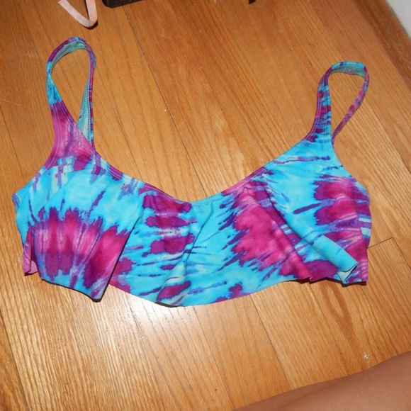 Tye die Bikini top!