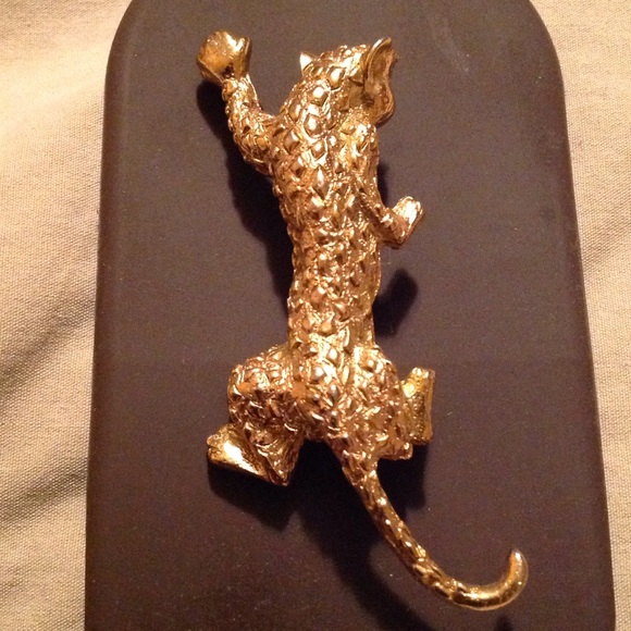 👀 Jewelry - Vintage Leopard Brooch For Cat Lovers🐯