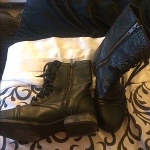 leather Steve Madden combat boots