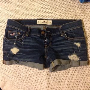 Size 0 hollister denim shorts!