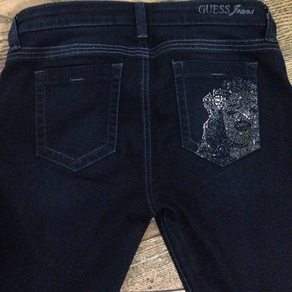 Guess black skinny jeans! Size 29