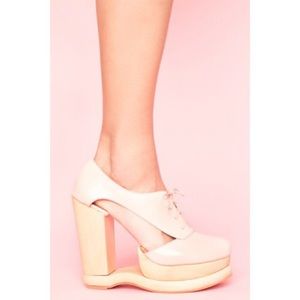 Jeffrey Campbell Benched cutout platform baby pink