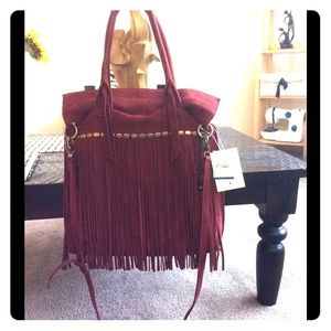 LUCKY Brand Nirvana leather Bag LB2092
 100% auth.