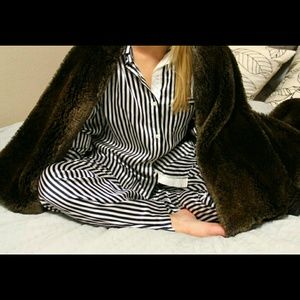 NWT SILKY SOFT SEXY VICTORIA'S SECRET SLEEPWEAR