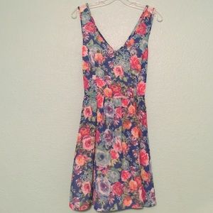 Blue floral Lace Criss Cross Back Dress Medium New